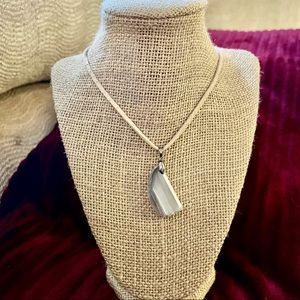 Grey onyx agate slice freeform necklace